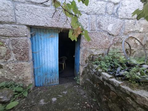 CASA EN VENTA GANADE, PONTEAREAS
