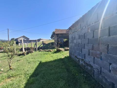 CASA EN VENTA GANADE, PONTEAREAS