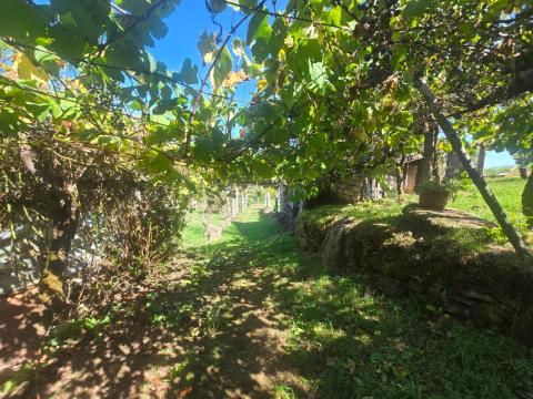 CASA EN VENTA GANADE, PONTEAREAS