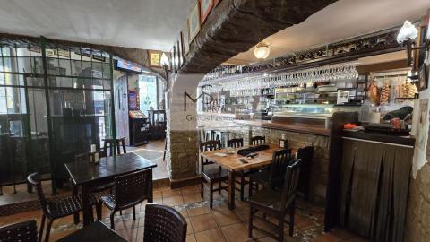 Traspaso  Restaurante/Cervecería Zona Pizarro,Vigo.