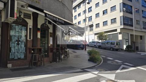 Traspaso  Restaurante/Cervecería Zona Pizarro,Vigo.