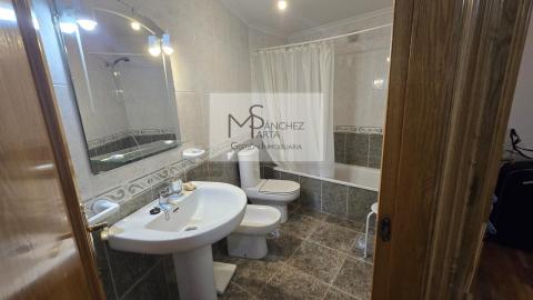 PISO VENTA  AVDA DE CASTELAO -  PONTEAREAS