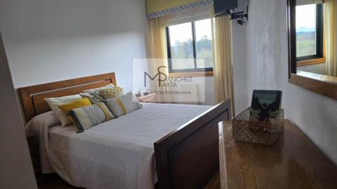 PISO VENTA  AVDA DE CASTELAO -  PONTEAREAS