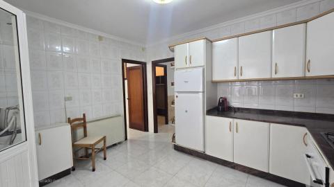 Vivienda reformada  planta baja  doble acceso y terrazas.