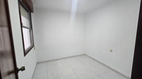 Vivienda reformada  planta baja  doble acceso y terrazas.