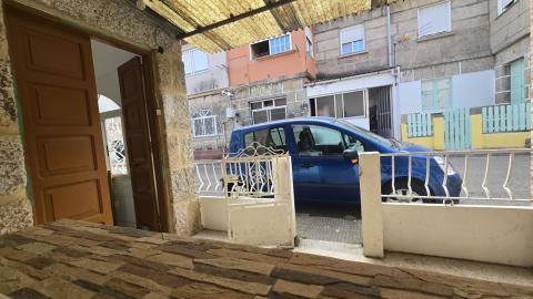 Vivienda reformada  planta baja  doble acceso y terrazas.