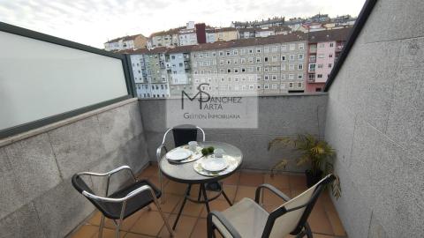 Alquiler piso tipo duplex con terraza en Aviles de Taramancos. Ourense.