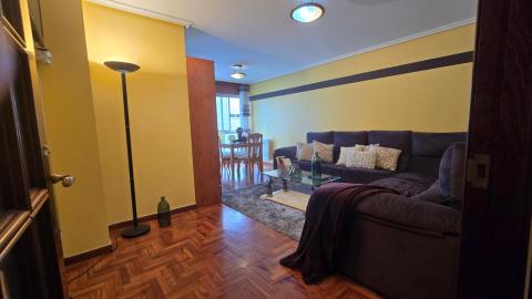 Exclusivo piso de 3 dormitorios  venta en Ponteareas