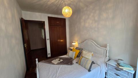 Exclusivo piso de 3 dormitorios  venta en Ponteareas