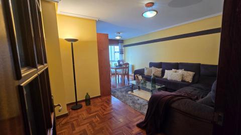 Exclusivo piso de 3 dormitorios  venta en Ponteareas