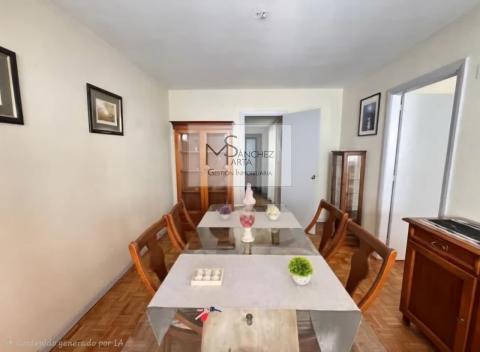 Piso en mejor ubicaciones de Vigo, a escasos metros del Paseo de Alfonso XII, en pleno corazón de la ciudad.