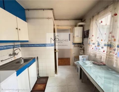 Piso en mejor ubicaciones de Vigo, a escasos metros del Paseo de Alfonso XII, en pleno corazón de la ciudad.