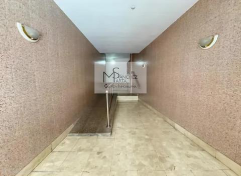 Piso en mejor ubicaciones de Vigo, a escasos metros del Paseo de Alfonso XII, en pleno corazón de la ciudad.