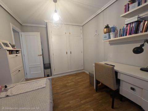 Piso venta  Calle Progreso, Ourense