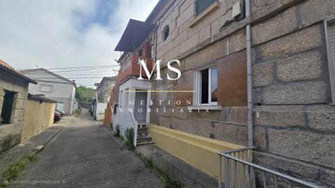 Vivienda reformada  planta baja  doble acceso y terrazas.
