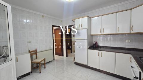 Vivienda reformada  planta baja  doble acceso y terrazas.