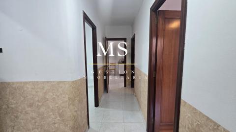 Vivienda reformada  planta baja  doble acceso y terrazas.