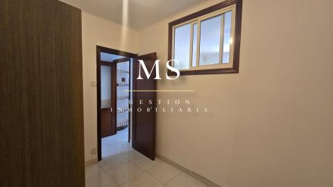 Vivienda reformada  planta baja  doble acceso y terrazas.