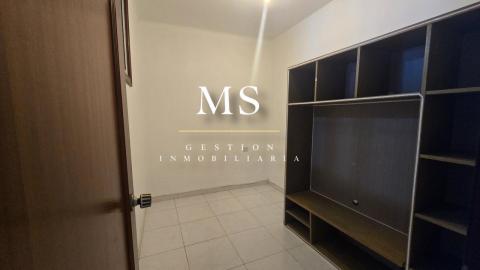 Vivienda reformada  planta baja  doble acceso y terrazas.
