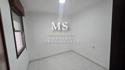 Vivienda reformada  planta baja  doble acceso y terrazas.