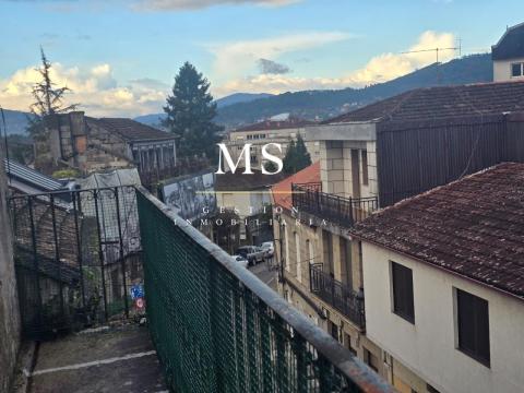 PISO EN VENTA EN PONTEAREAS