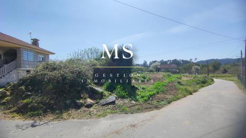 Parcela urbana con Licencia  Gulans, Ponteareas.
