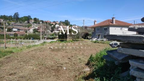 Parcela urbana con Licencia  Gulans, Ponteareas.